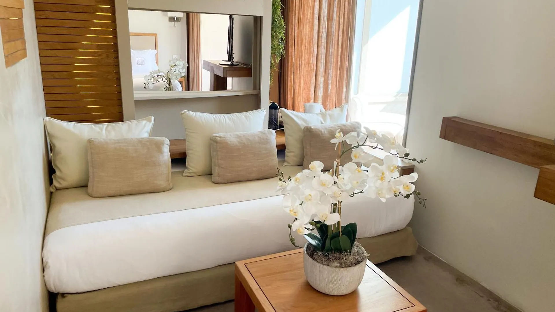 Penzion Cannes Villa St Barth