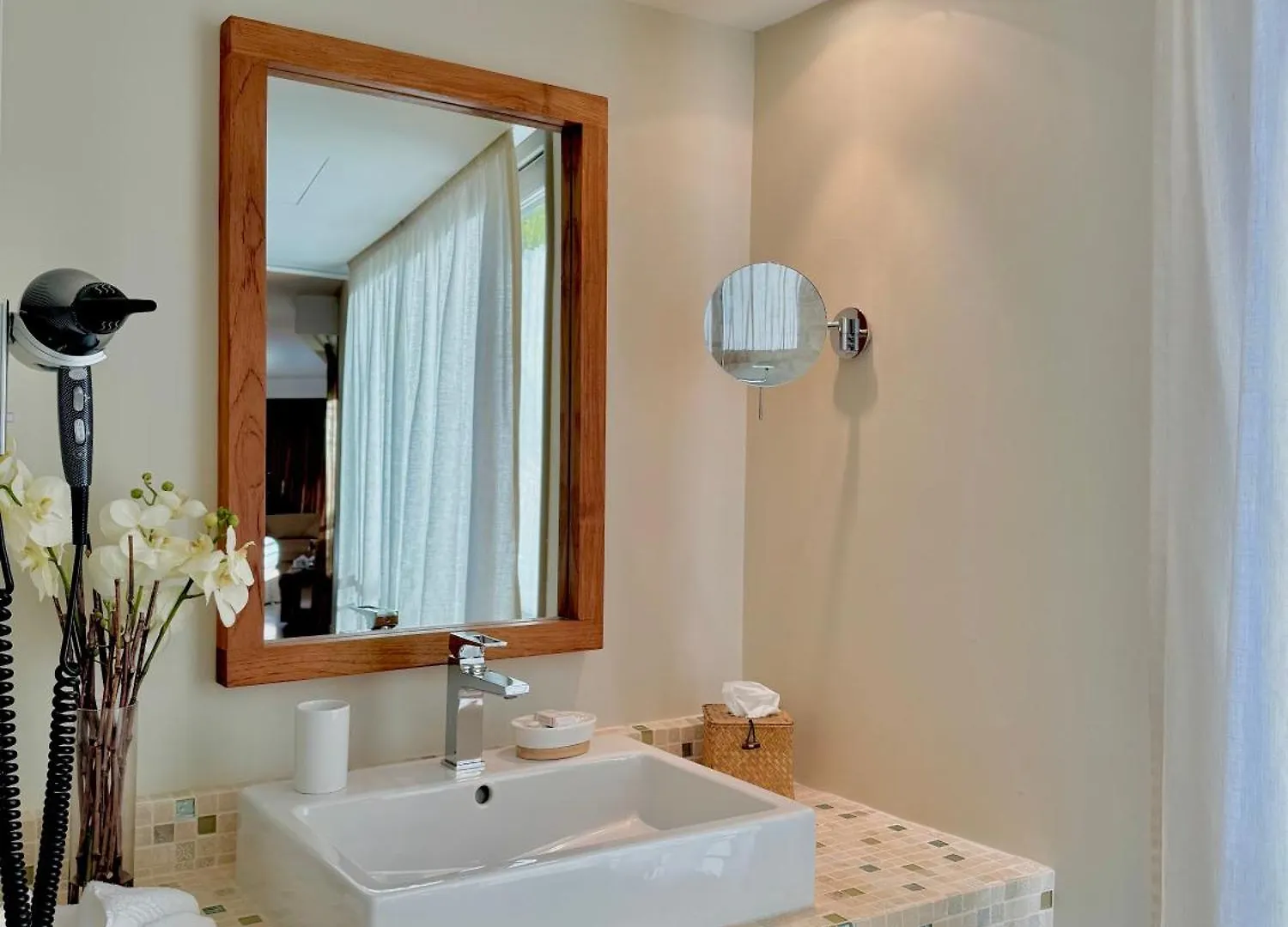Cannes Villa St Barth 5*,