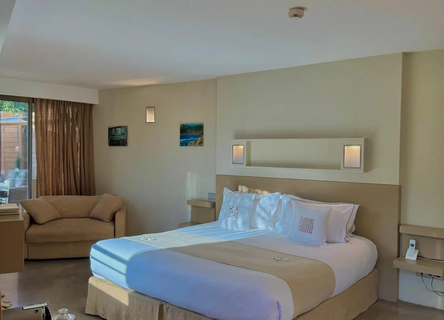 ***** Guest house Cannes Villa St Barth France