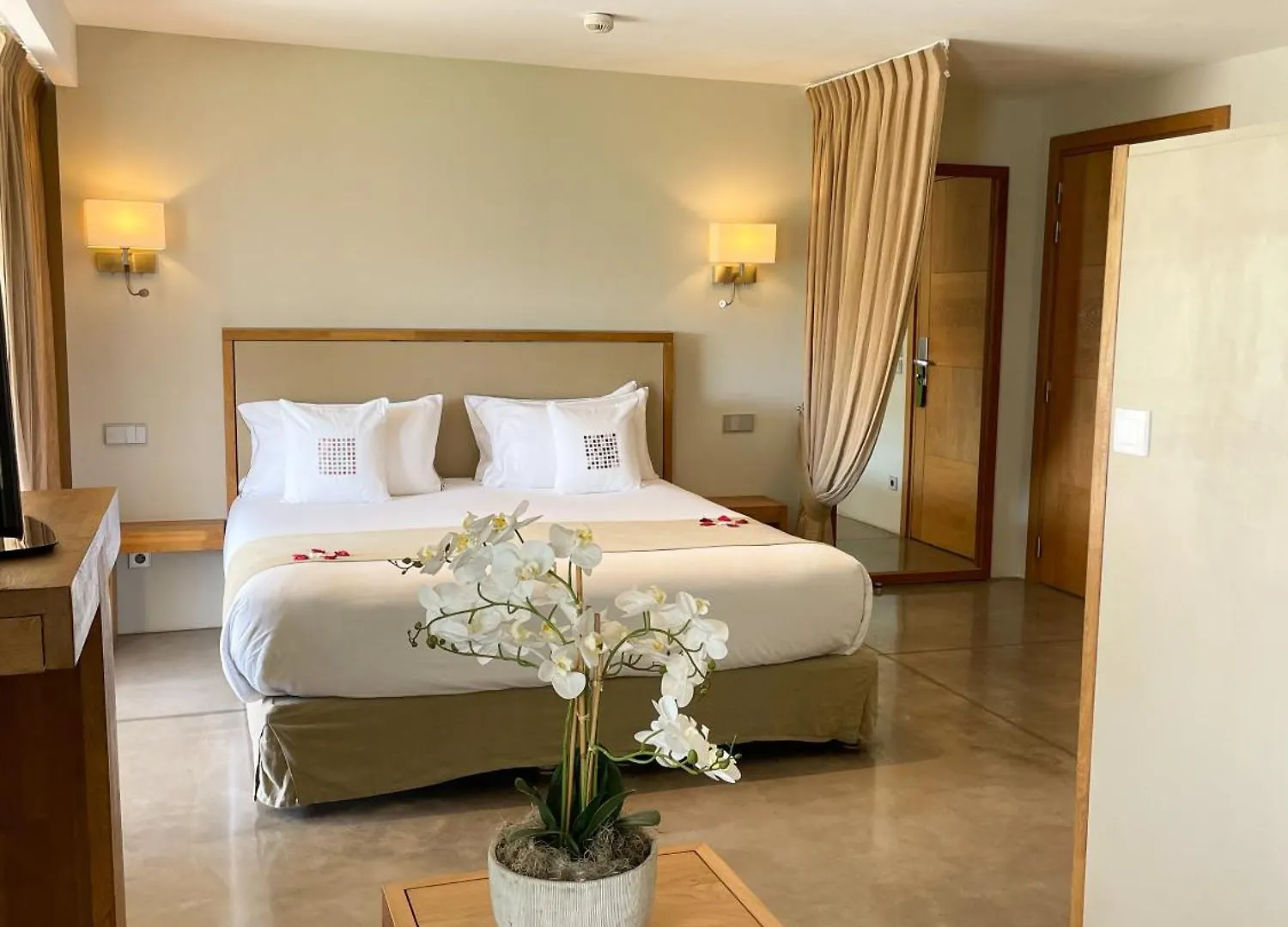 Cannes Villa St Barth 5*,