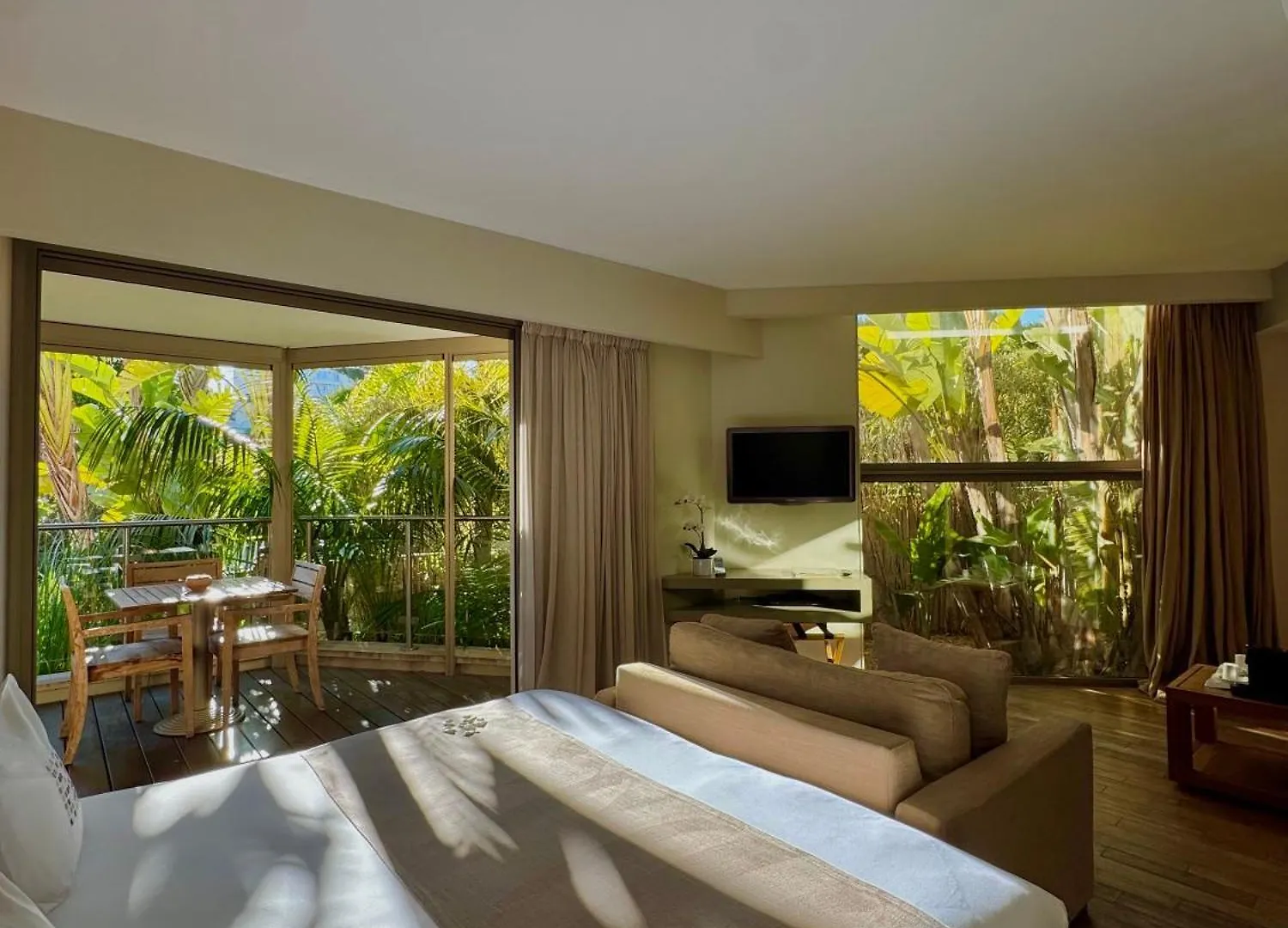 Cannes Villa St Barth 5*,